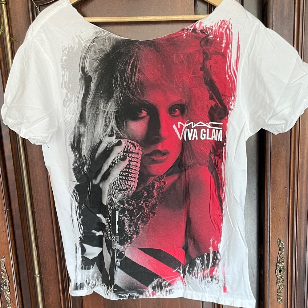 Debbie Harry, a.k.a. Blondie MAC viva glam staff T-shirt. Size large.